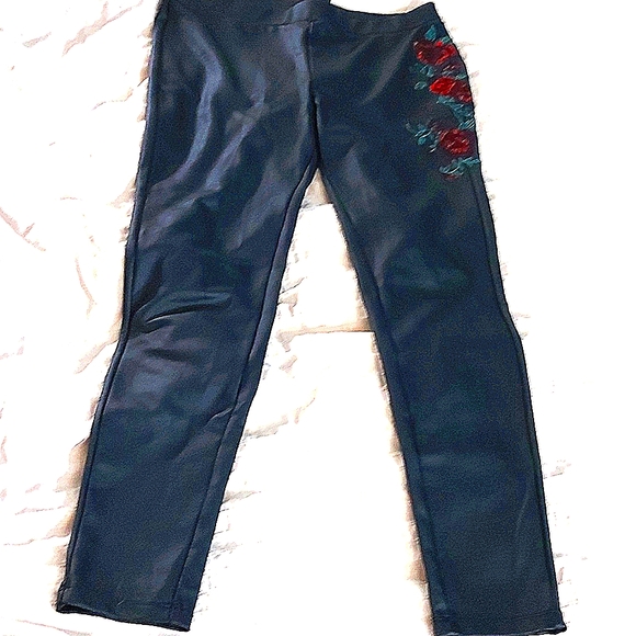 SUKO Jeans Pleather Pants - Picture 1 of 4